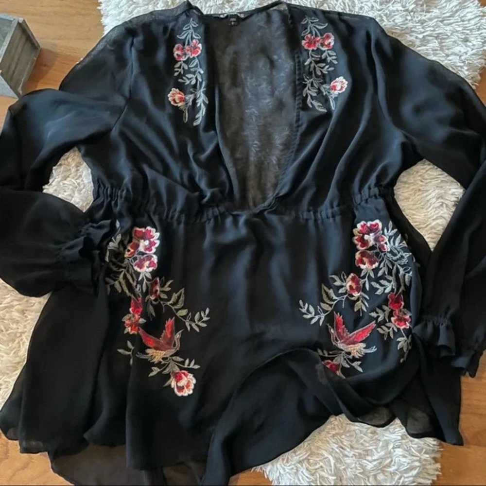 Express sheer deep v-neck blouse tunic embroidered floral womens size large L